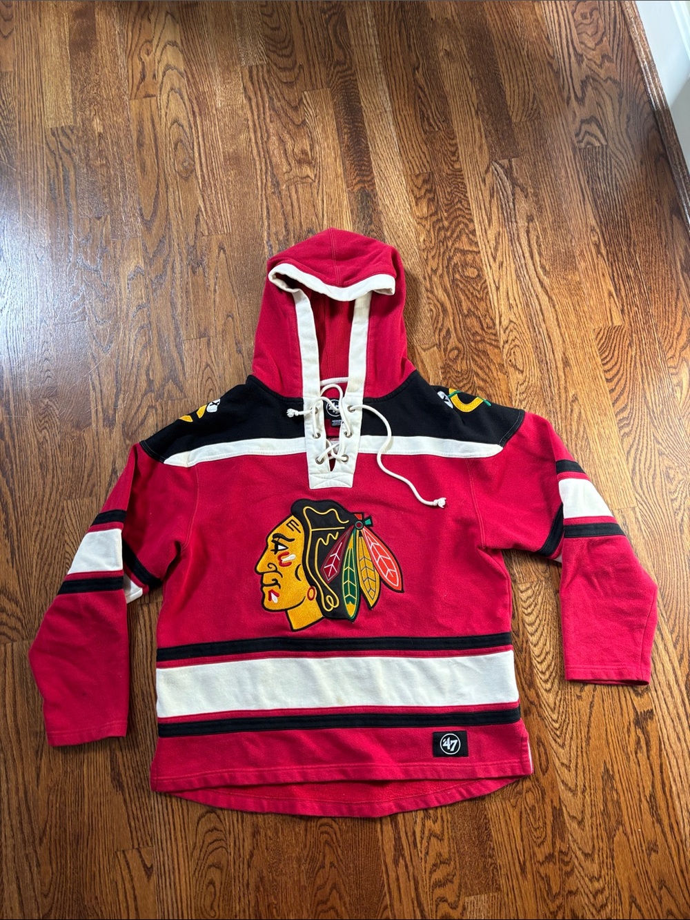 47 Brand Chicago Blackhawks Red, Black, White Lace-Up Pullover